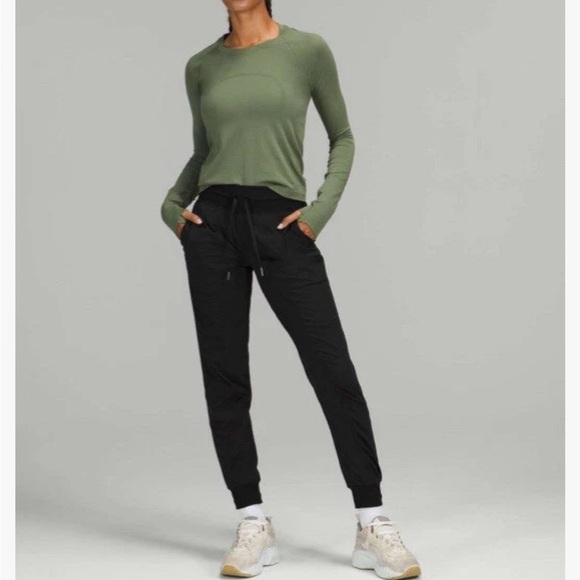 Lululemon Dance Studio Mid-rise Army Green Joggers Pants Women’s Size 4 - Picture 9 of 10